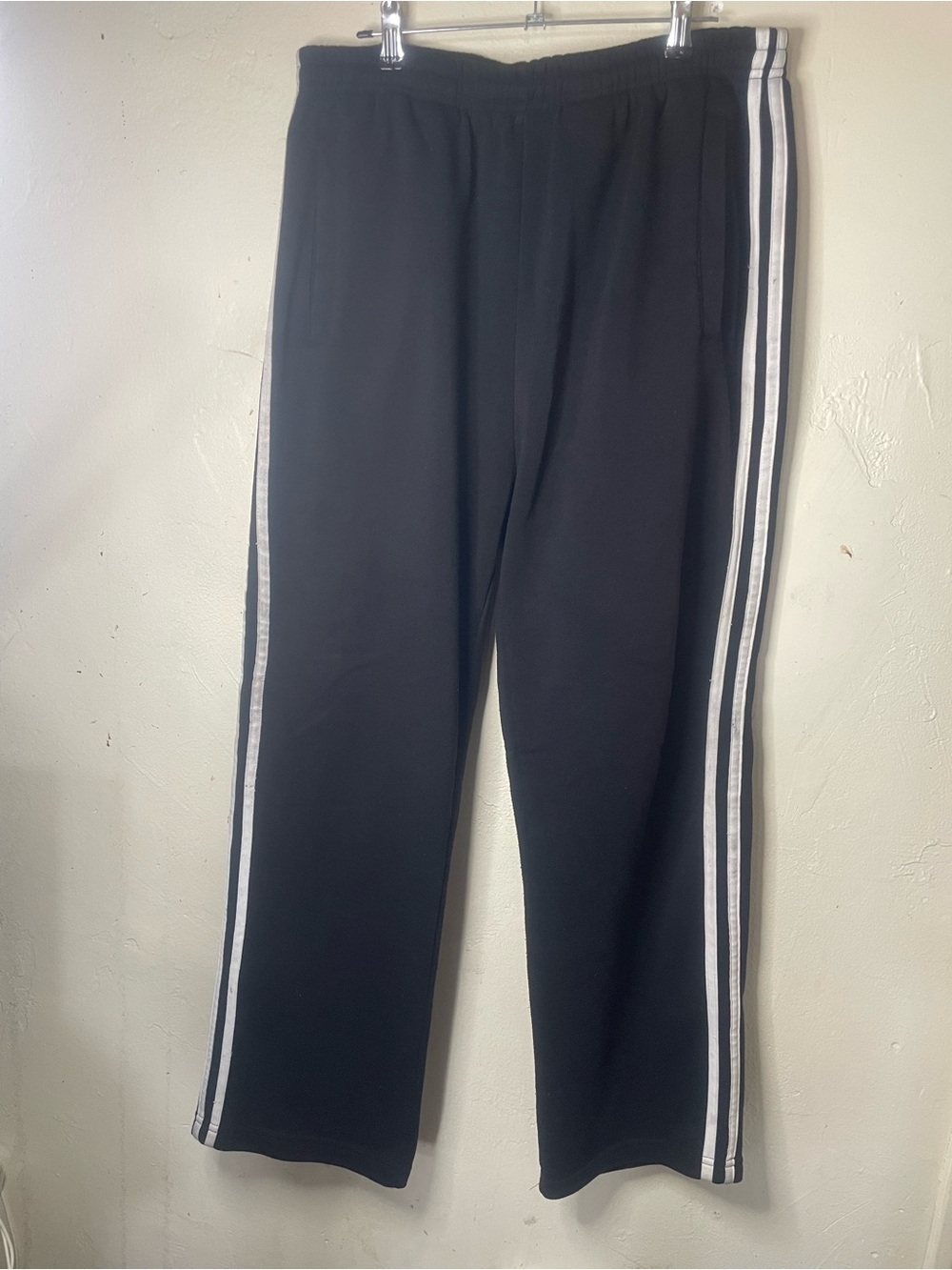 Pro Team Men's L Black Track Sweatpants White Side Stripe Fleece Pockets